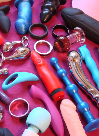 Секс игрушки: что выбрать для максимального удовольствия?
