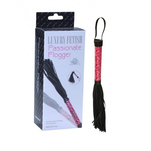 Фото товара: Аккуратная плетка с розовой рукоятью Passionate Flogger - 39 см., код товара: EK-3106PNK/Арт.140791, номер 1