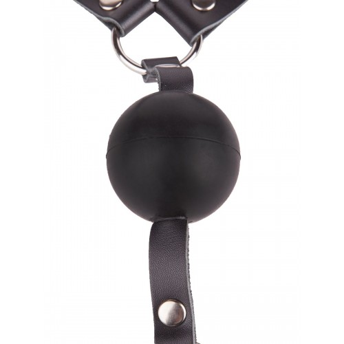 Фото товара: Чёрный кляп-шар на кожаных ремешках с пряжкой, код товара: 3006-1/Арт.159033, номер 4