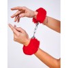 Фото товара: Шикарные наручники с пушистым красным мехом, код товара: 04996/Арт.173831, номер 2