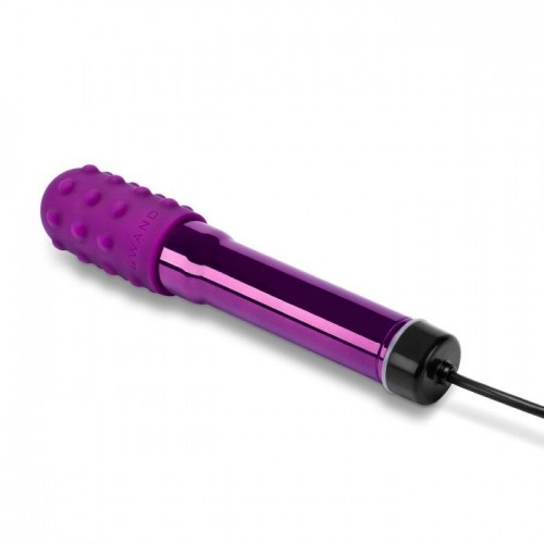 Фото товара: Фиолетовый жезловый вибратор Le Wand Grand Bullet с двумя нежными насадками, код товара: LW-013-CHR/Арт.245446, номер 2