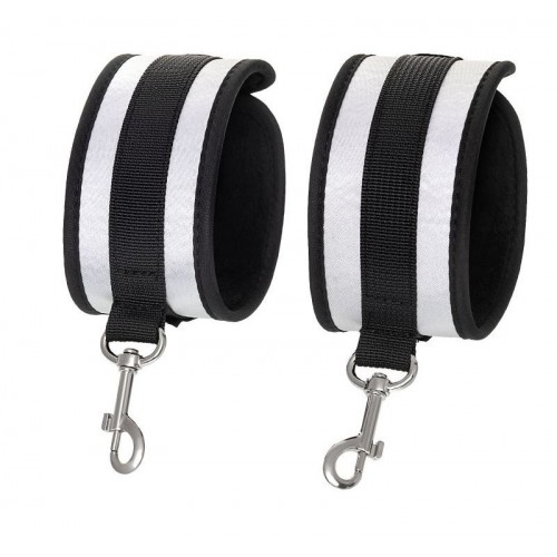 Купить Серебристо-черные наручники Anonymo код товара: 310107/Арт.280081. Онлайн секс-шоп в СПб - EroticOasis 