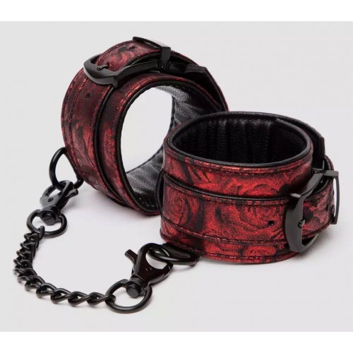 Купить Красно-черные наручники Reversible Faux Leather Wrist Cuffs код товара: FS-83669/Арт.312685. Секс-шоп в СПб - EROTICOASIS | Интим товары для взрослых 