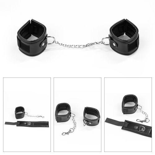 Фото товара: БДСМ-набор Deluxe Bondage Kit: наручники, плеть, кляп-шар, код товара: SM1005/Арт.353912, номер 1