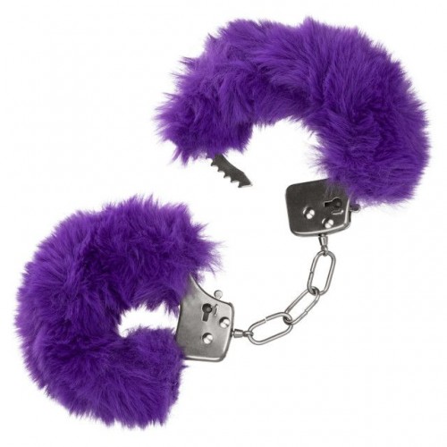 Купить Металлические наручники с фиолетовым мехом Ultra Fluffy Furry Cuffs код товара: SE-2651-60-3 / Арт.359610. Секс-шоп в СПб - EROTICOASIS | Интим товары для взрослых 