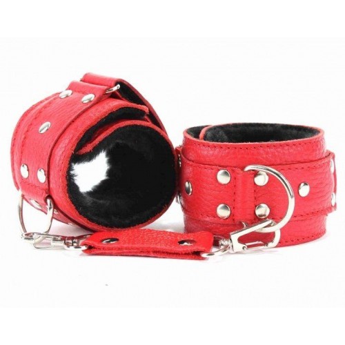 Купить Красные кожаные наручники с меховым подкладом код товара: 51008ars/Арт.49548. Онлайн секс-шоп в СПб - EroticOasis 