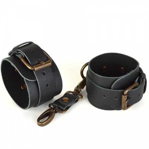 Купить Черные кожаные наручники IDEAL код товара: 3439-1А/Арт.452256. Секс-шоп в СПб - EROTICOASIS | Интим товары для взрослых 